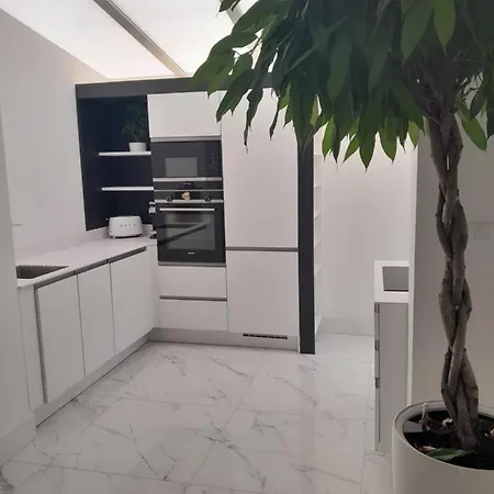 Дом отдыха Superbe Maison Bel-Etage Au Coeur De Calais