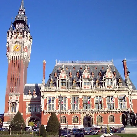 Дом отдыха Superbe Maison Bel-Etage Au Coeur De Calais *